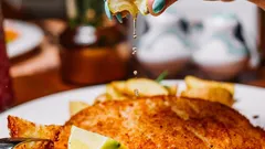 Toto je najchutnejší recept na cestíčko na ryby: chrumkavé zvonku a jemné zvnútra