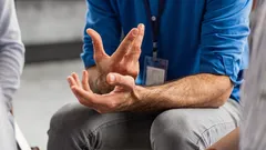 Psychológia komunikácie – tento trik pomáha vyhnúť sa trápnym pauzám a vždy funguje