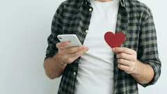 Stopercentný úspech: psychológovia určili, kedy je najlepšie napísať po prvom rande