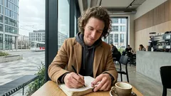 Ručne písaný denník môže stíšiť hluk v hlave – a naznačiť, kde potrebujete hranice